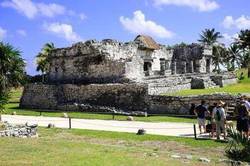 富士山玛雅水晶头骨—真相与迷思大解析