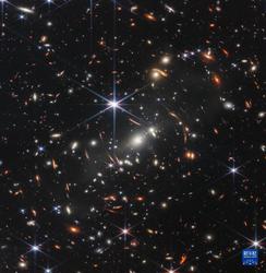 华盛顿星图事件｜夜空中不寻常的光芒