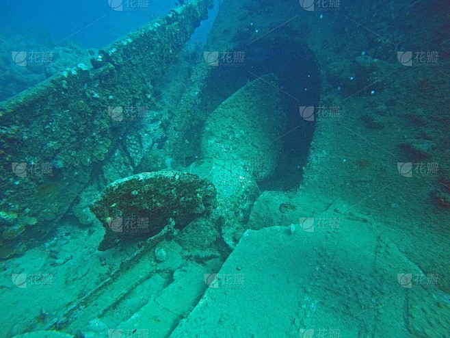 沉船上的螺旋符号·是自然现象还是人为干扰？