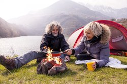 午夜咖啡馆的意外邂逅…