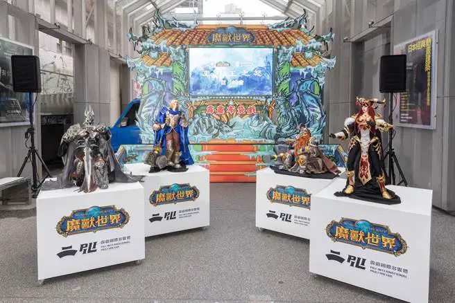 当我们在谈论“北美日行巫妖”时，我们在谈论什么？关于睡眠、咖啡和那一双双死鱼眼？