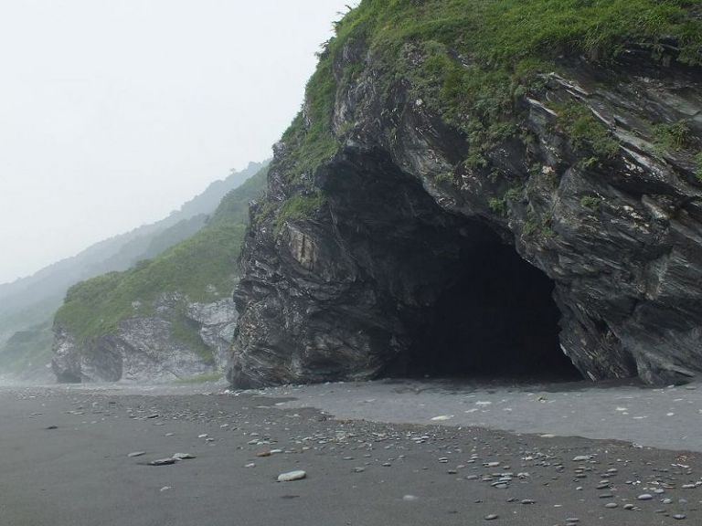 海蚀洞消失了?我亲眼看见它“蒸发”了… 海蚀洞消失了?我亲眼看见它“蒸发”了…
