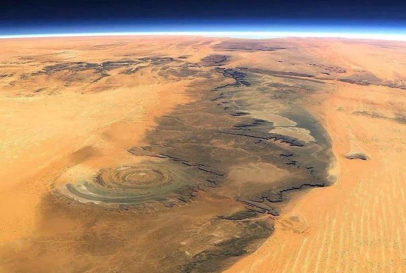 神秘卡拉哈里：宇宙信息地面目击背后的秘密