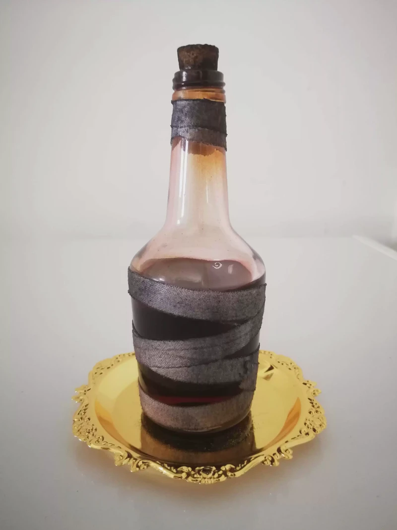 我老家的池塘，真的有克拉肯在夜里游过！