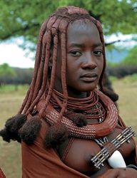 别被非洲的蓝天骗了，真正的“隐身修罗”就在你脚边！