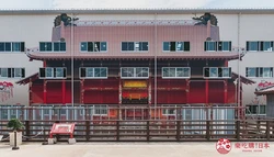 废墟里那缕红绳火，烧了我三年