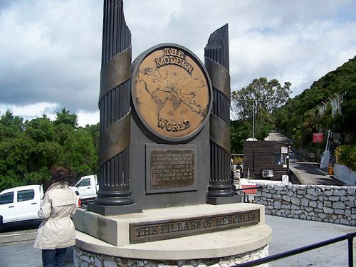 劈开巨蛇的少年—大西洋地峡的诞生传说