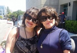 双胞胎的午夜秘密？