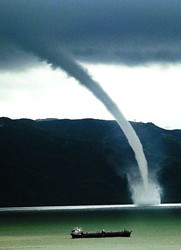 阿尔卑斯山下的神秘蛟龙丨真相还是传说？