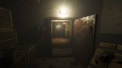 地铁口的时光裂缝：废弃木偶立像的时空紊乱奇遇