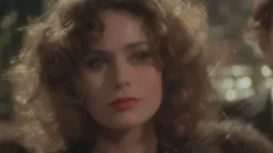 巴黎雨巷中的O娘｜一段迷离的邂逅与追寻