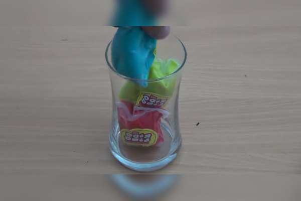 我邻居的金属球，吵得我晚上睡不着