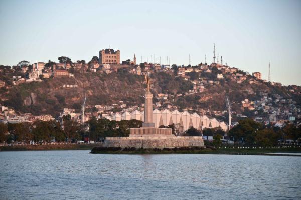 马达加斯加和梵蒂冈，真的有“调查”吗？