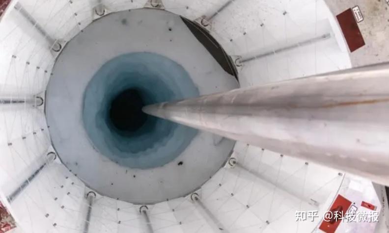 南极深处的神秘钟声·探索磁场异常下的水下奇观