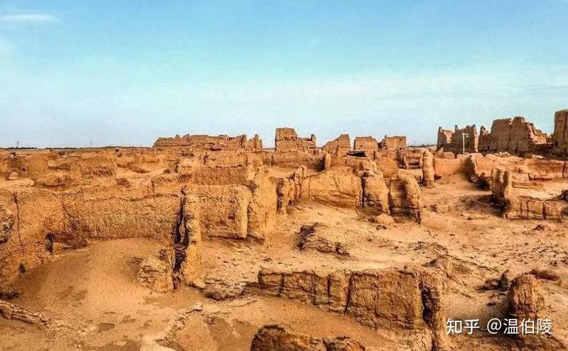 楼兰古国的未解之谜：宇航残骸与神秘脚印阵