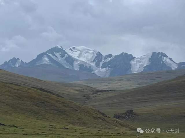 阿尔卑斯山的守护神—传说中的神秘蛟龙