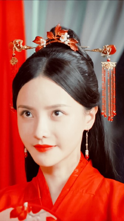 月色倾城，爱意绵长丨—云若月与楚玄辰的缘起缘落