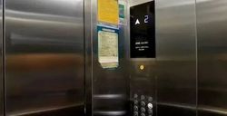 被困在十平米的死海·关于电梯停层、失真照片和现代焦虑的碎碎念