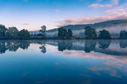 水马迷雾丨一场穿越历史与现实的冒险
