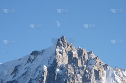 月球暗面的阿尔卑斯山—那些被遗忘的寂静