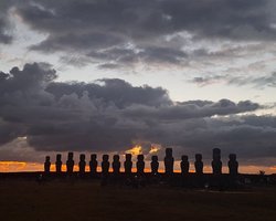 复活节岛潮汐倒流水下钟？