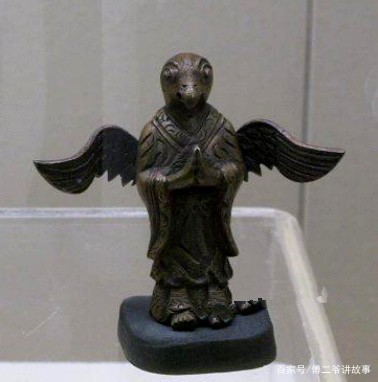 在撒哈拉的沙漠上空,愿鹏鸟带去我的祝福… 在撒哈拉的沙漠上空,愿鹏鸟带去我的祝福…