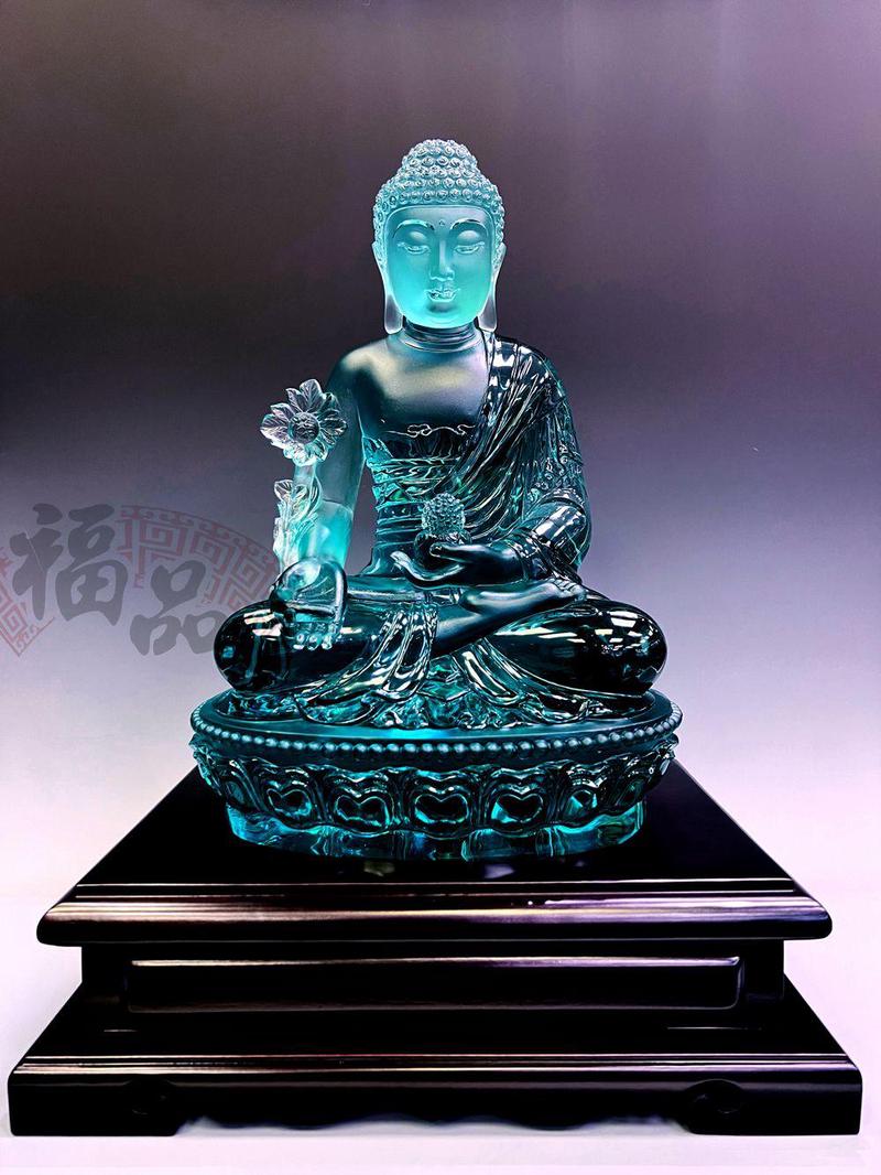 那颗深井里的琥珀，藏着透明人的秘密！