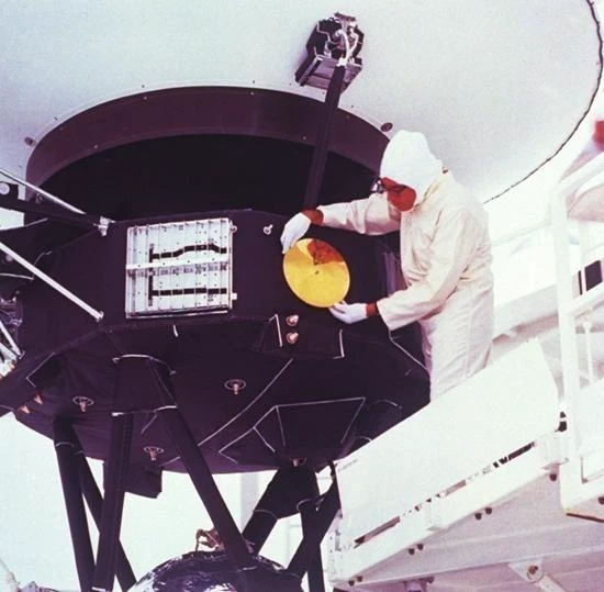 揭秘内华达神秘基地·外星技术调查的背后 揭秘内华达神秘基地·外星技术调查的背后