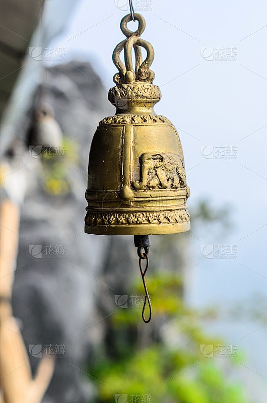 南极无风铃声水下钟？