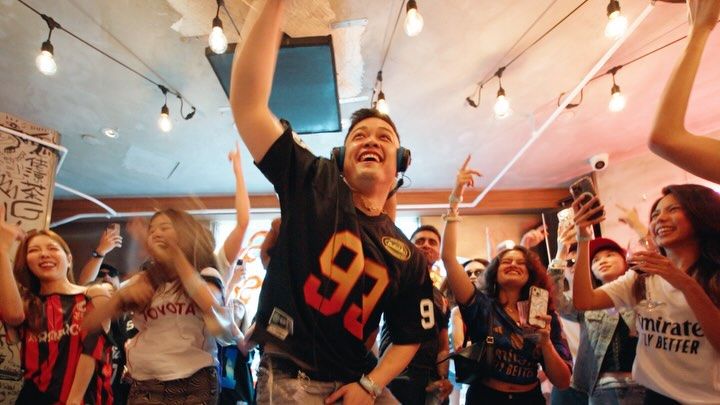 疯狂咖啡厅的午夜故事会？