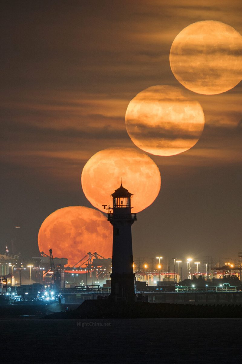 午夜目击月球塔楼—一场关于孤独与希望的对话