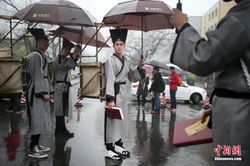 皮囊下的夜行者丨一个现代版的聊斋奇谭