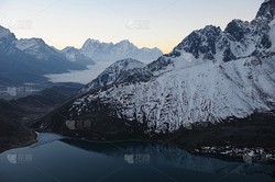 在喜马拉雅的迷雾里，我遇见了那伽…