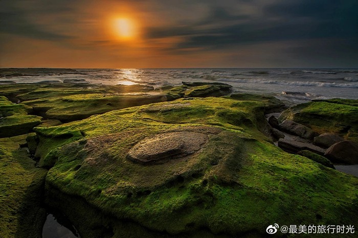 深海的沉默证词—我在海蚀洞里捡到的头盔碎片