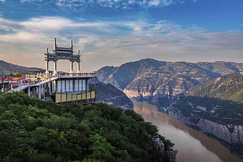 海底深渊的神秘电梯—六芒刻印停层之谜