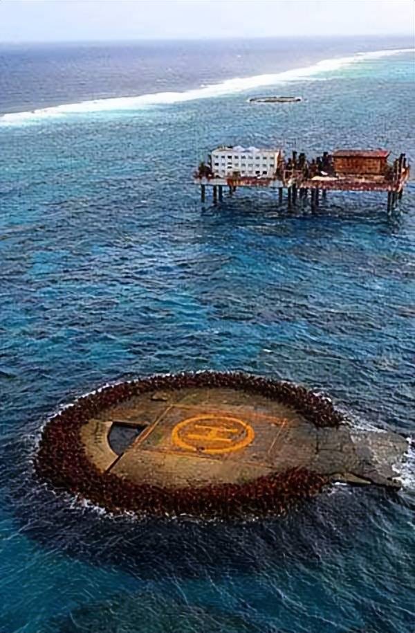 日本海的神秘光点丨一场关于信仰与科技的现代迷局