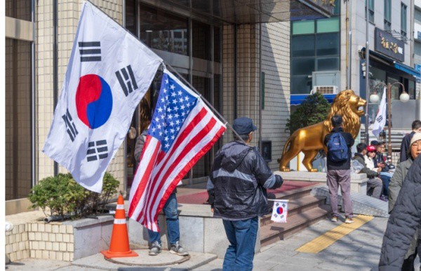 韩国自由能源记录｜当阳光和风开始统治天空