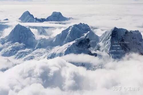 那个在怒江峡谷里长鸣的三角符号，我终于懂了
