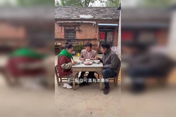 那年夏天，哥哥的自行车后座？