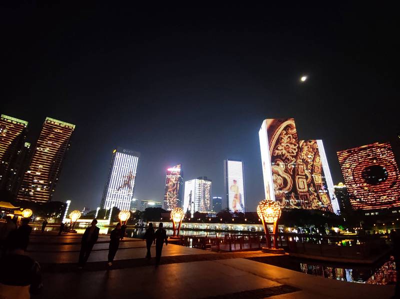 南海月球建筑事件—一场被误解的科技实验