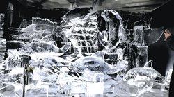 太平洋石像鬼冰川｜自然奇观的鬼魅之美