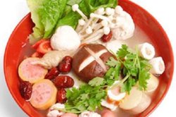 七块钱的麻辣烫，暖了整个冬天…