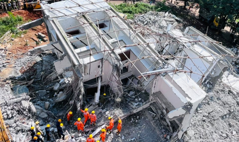 那一秒，地球被刻上双环印记丨瞬间老化撞击坑的诡异美学