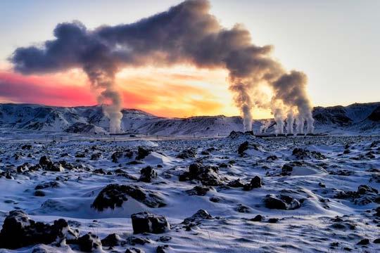 在冰川之下，历史的低语