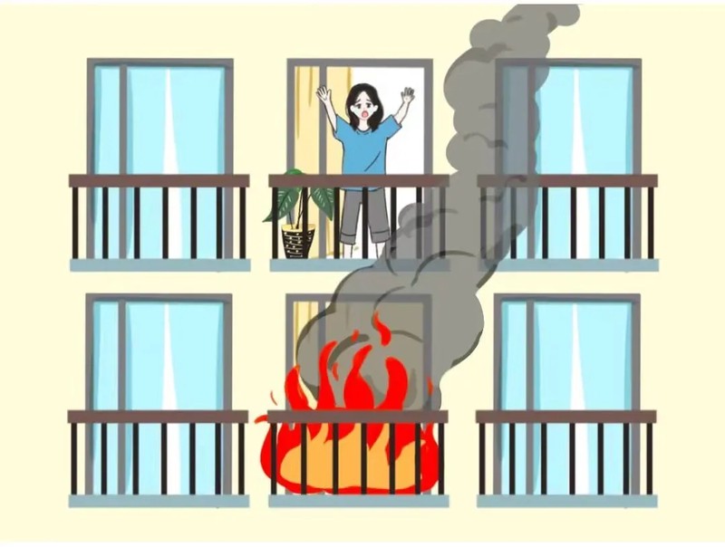 雷暴高地｜失真照片中的楼梯循环奇观