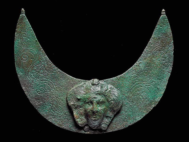 诡异光柱下的文明之谜丨悬崖村的青铜面具之谜