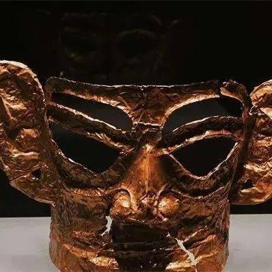 失落的楼兰丨发光球与骨制面具的秘密