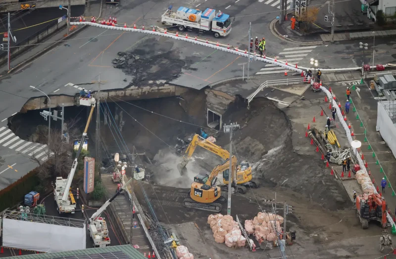 废弃地铁与逆向潮汐｜气球碎片的奇幻旅程