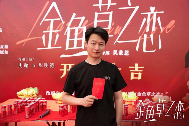 星光下的契约丨总裁与影后的不平凡爱恋