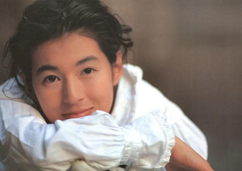 东京夜色下的龙族传说…